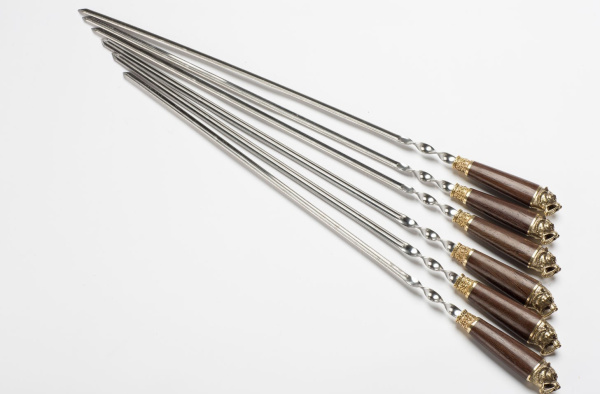 Набор шампуров с декоративным литьем и дер. ручкой "Саблезубый тигр" (6 шт)